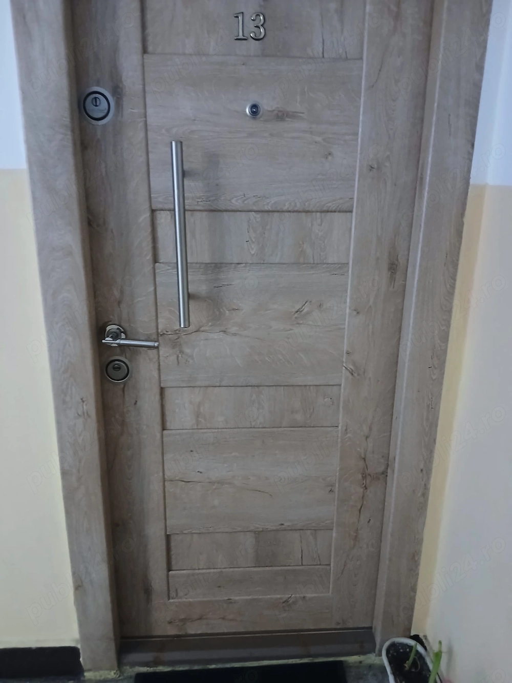 De vinzare apartament 3 camere
