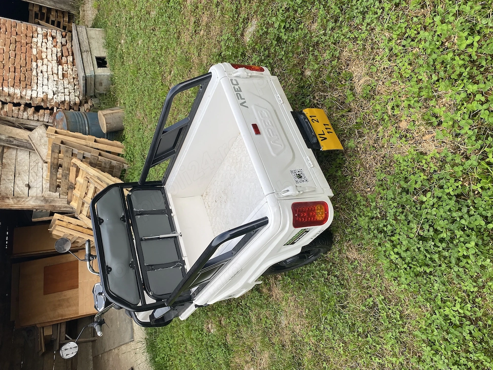 Vand triciclu electric