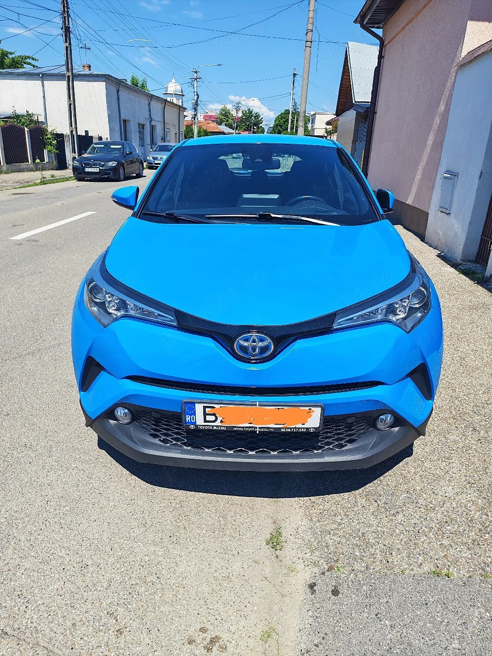Toyota C-HR 1,8 hibrid 122 cp 2019