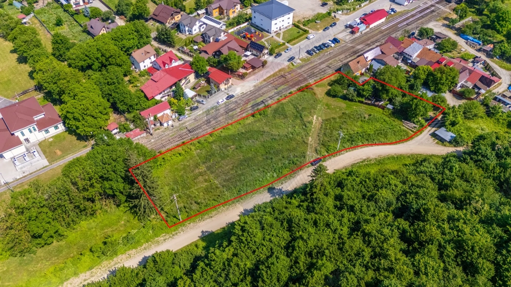 Oportunitate de Investiție in Cristian | Teren intravilan 4830mp