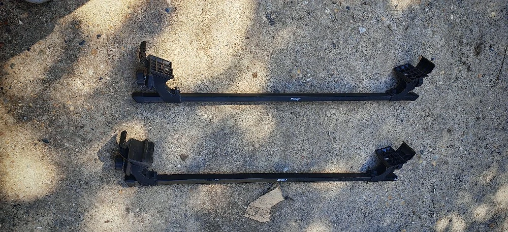 Bare portbagaj auto universale Atera