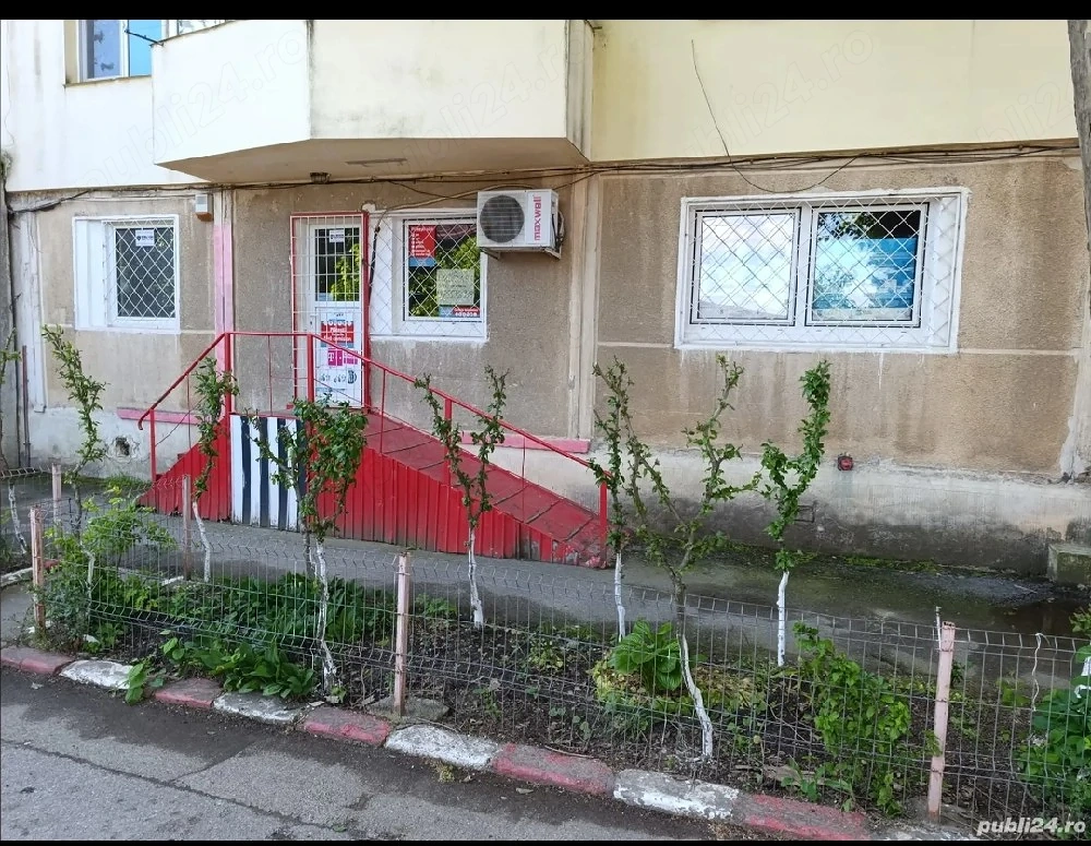 de vânzare sau închiriere spațiu comercial în Zimnicea situat in fata scolii generale nr 3