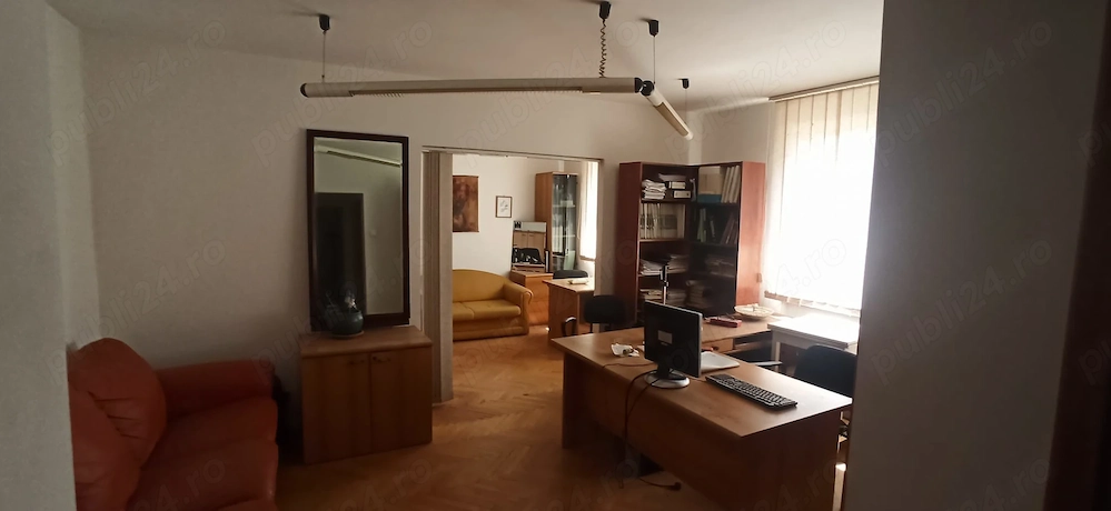 Rar pe piata! Imobil cu 5 camere, 2 intrari, ultracentral, langa Tribunalul Arad