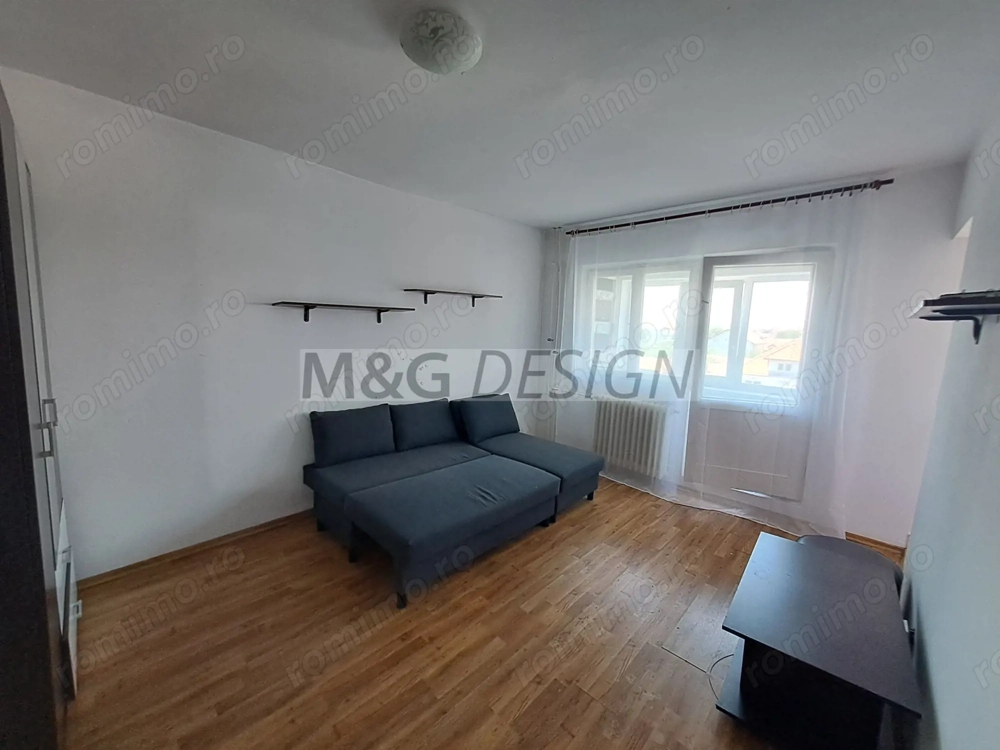Garsoniera , zona Girocului, etaj intermediar