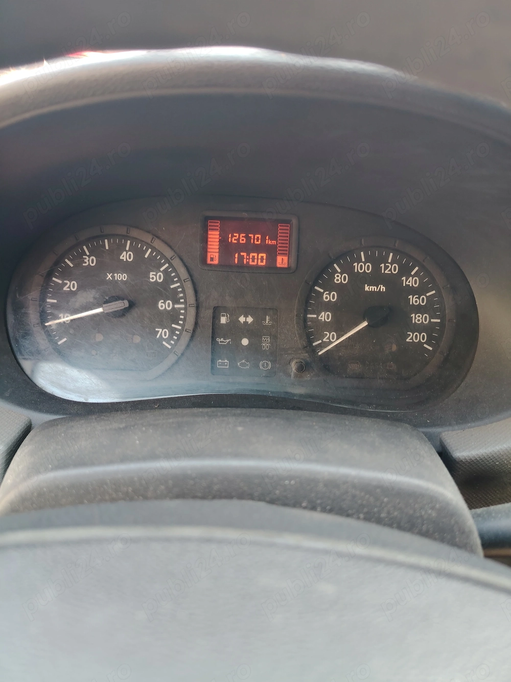 Vând Dacia Logan 