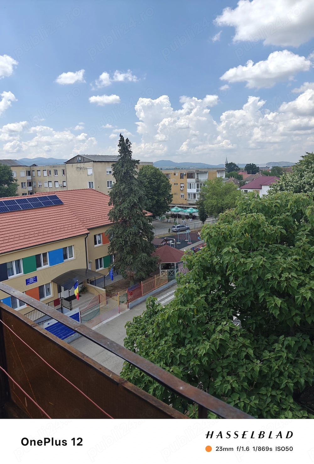 Apartament 2 camere   Beiuș | Balcon generos | Vedere spre dealuri
