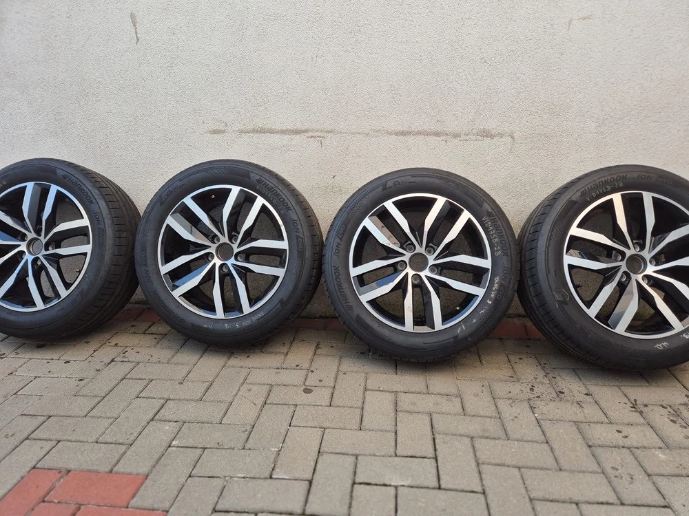 Set 4 Jante Aliaj Originale Volkswagen + Anvelope de vara 215/55R17 dot 2023