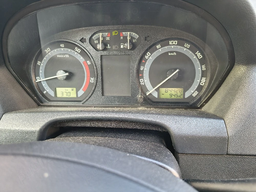 skoda fabia avariată