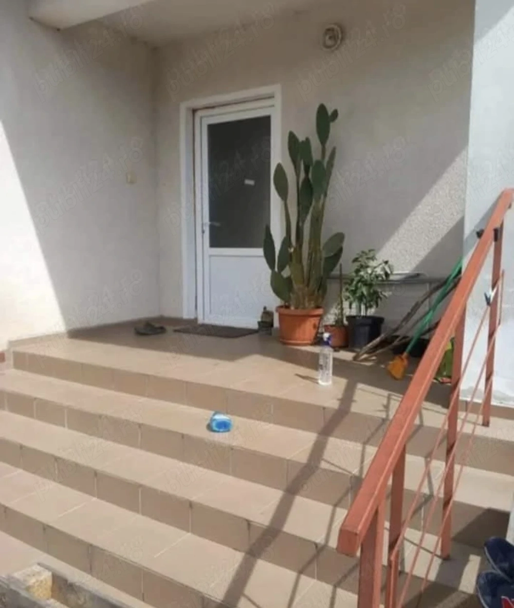 Casă de vanzare