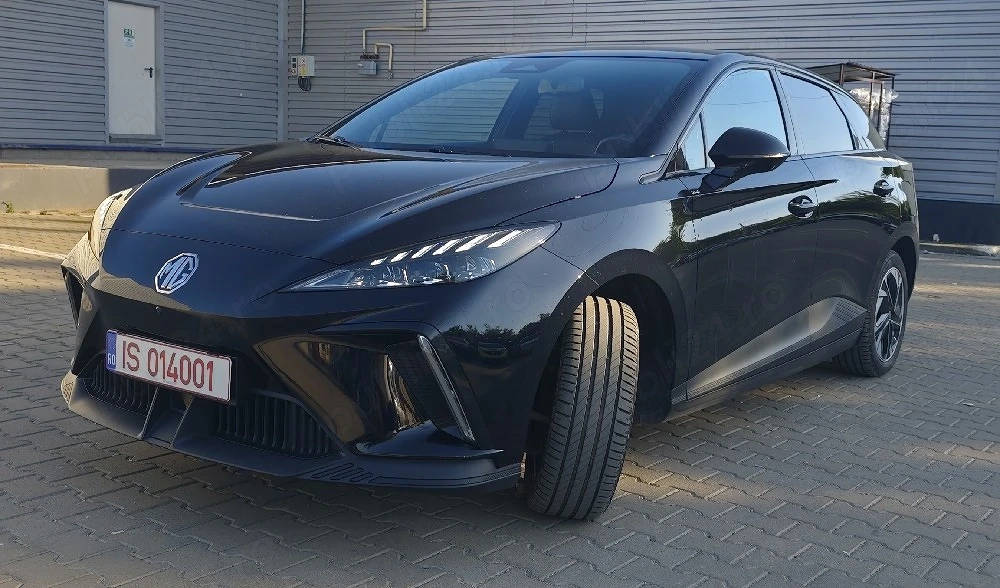 MG MG4 Luxury 2023 64kwh pompa de caldura garantie 2030