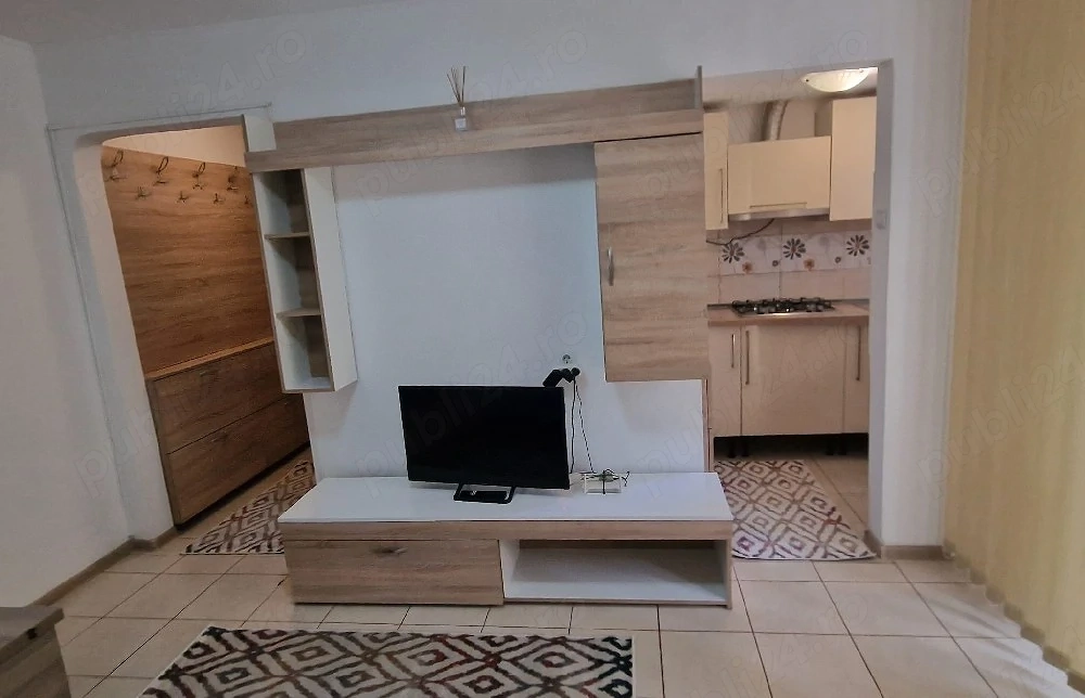 Închiriez apartament in regim hotelier zona Satul de Vacanta 