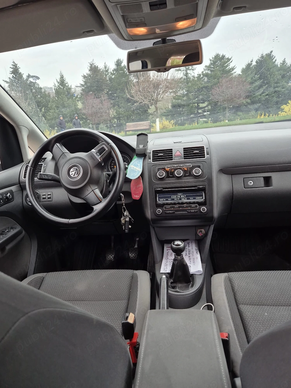 Vând VW Touran 4300 euro negociabil