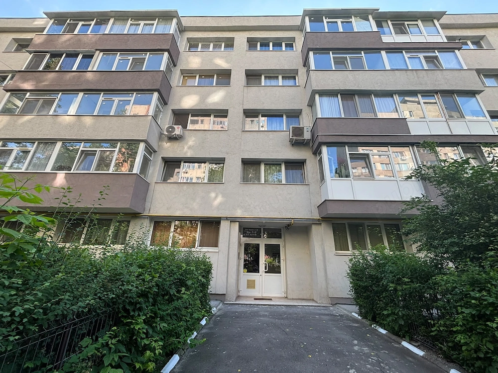 Proprietar vand apartament 2 camere in Drumul taberei