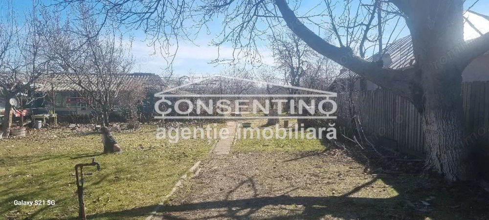 Se vinde imobil cu teren 3700 mp in com Merei