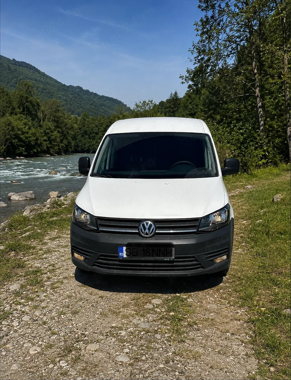 Vând Volkswagen Caddy maxi