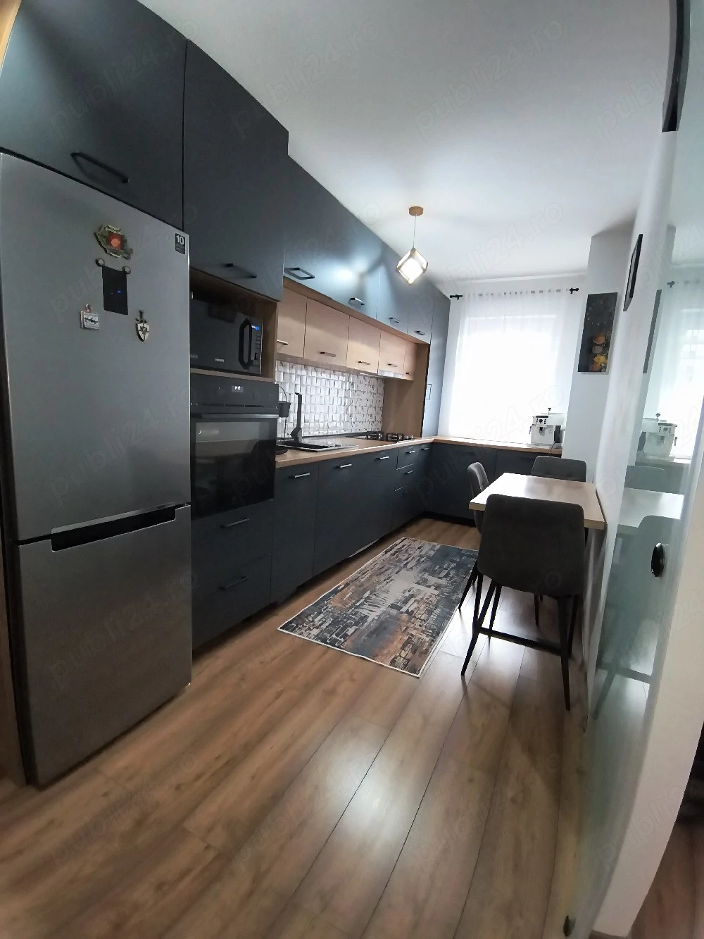 Vând apartament 