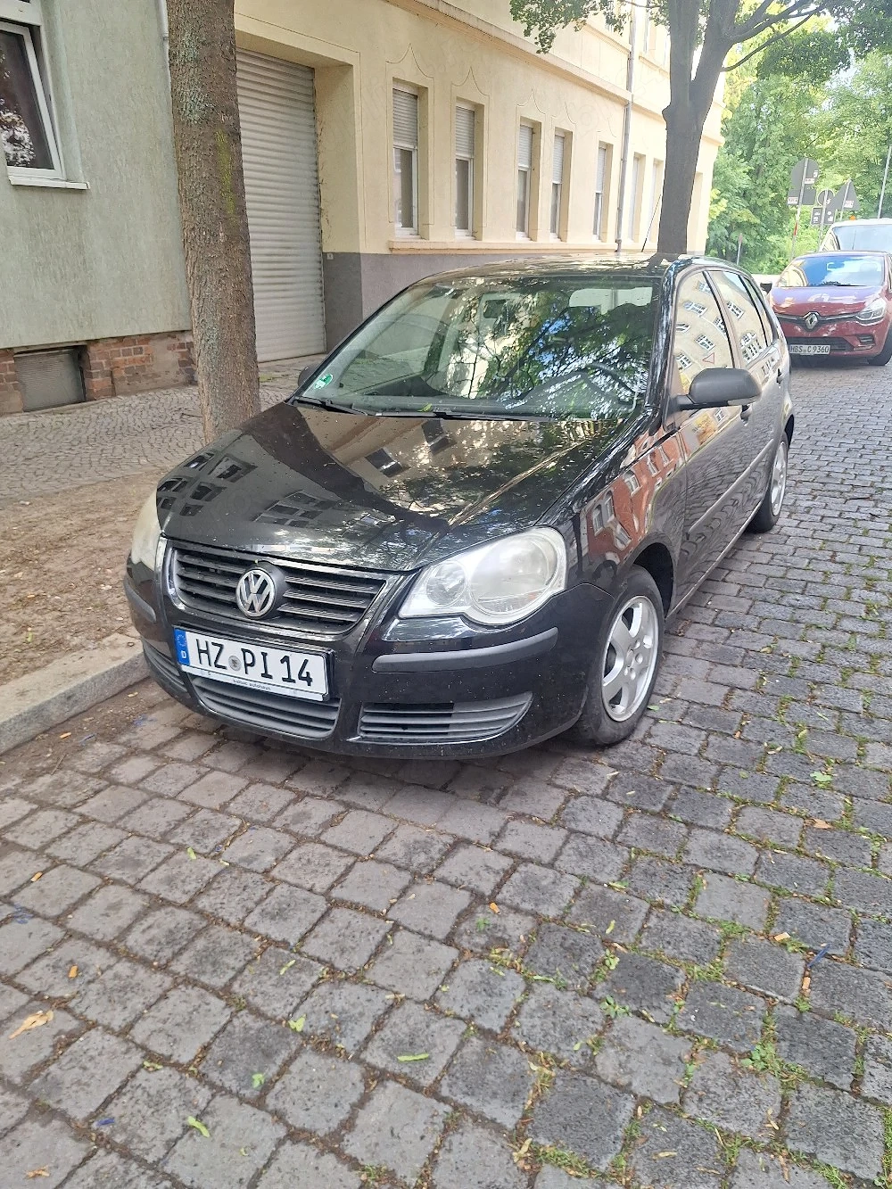 buna fanii polo ..si nu numai