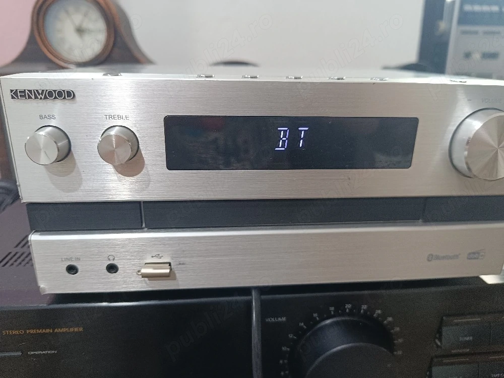 Kenwood M-918DAB