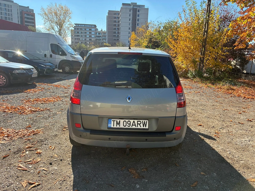 Vand Renault Scenic II, an 2003, motor 1.6 16v, cod motor K4M.