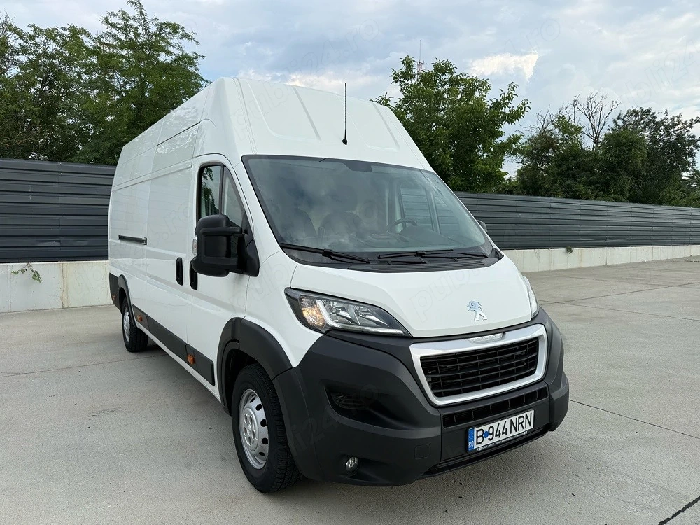 Peugeout Boxer maxi 2020 cu 80.000 km