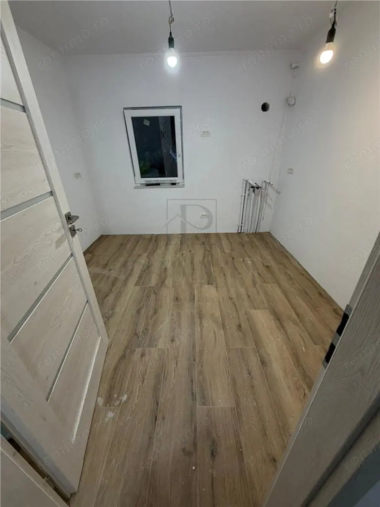 DAMBOVITA | 3 CAM | ET.1 | INCALZIRE PARDOSEALA | 2 BAI | 2 BALCOANE | RENOVAT | DECOMANDAT |
