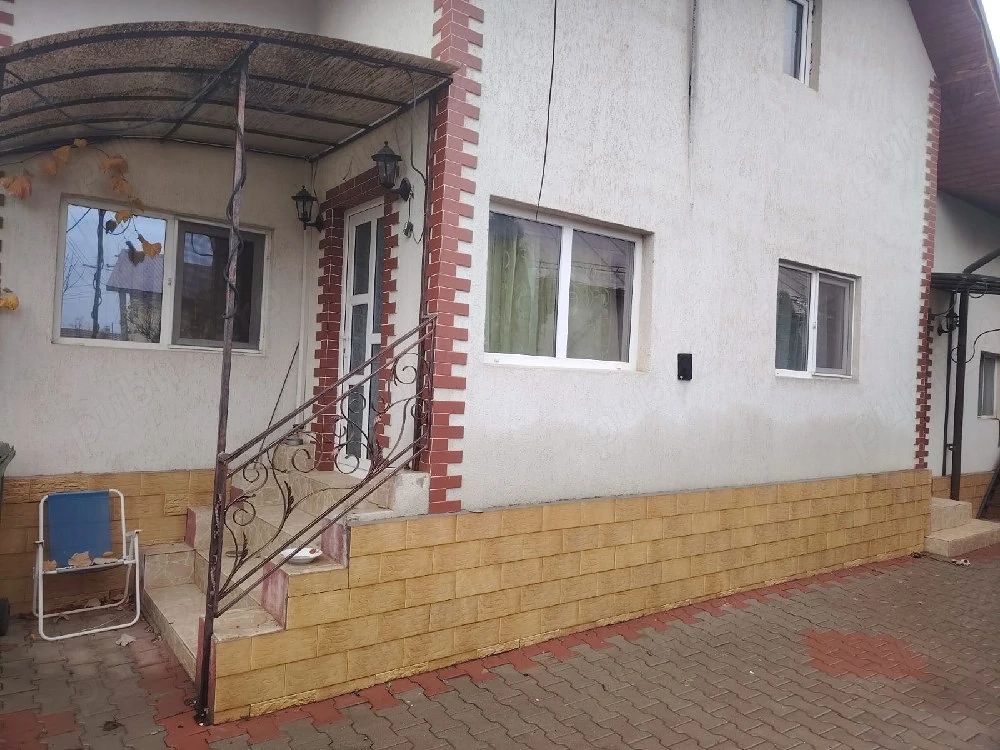 casă de vânzare 