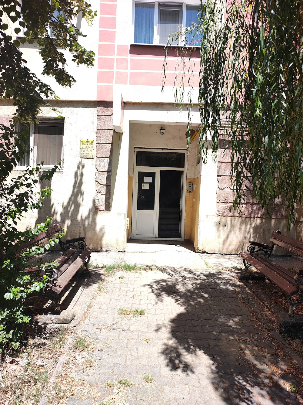 Apartament 3camere decomandat.etj 1.stadal