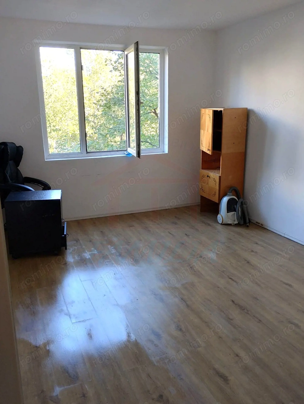  Garsonieră de închiriat în Micro 19, etaj 3 din 4