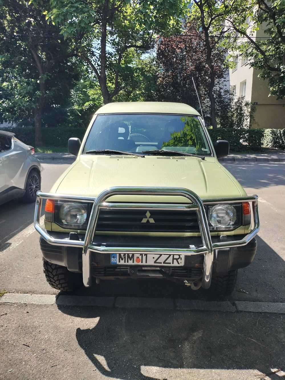 Vând Mitsubishi Pajero scurt 