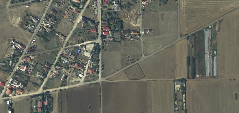 teren de vanzare