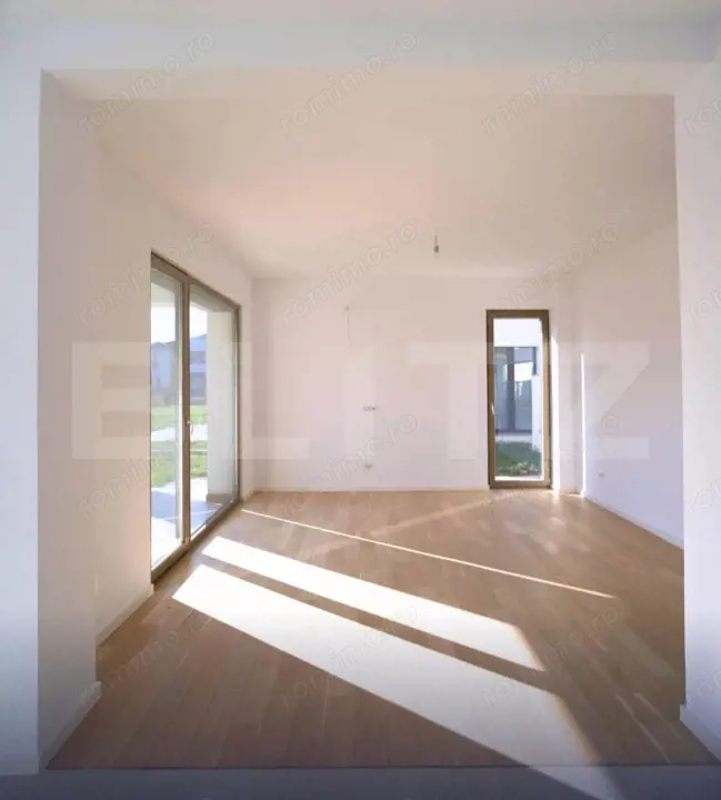Duplex 5 camere, 118.66 mp, 3 bai, finalizata, zona Dumbravita