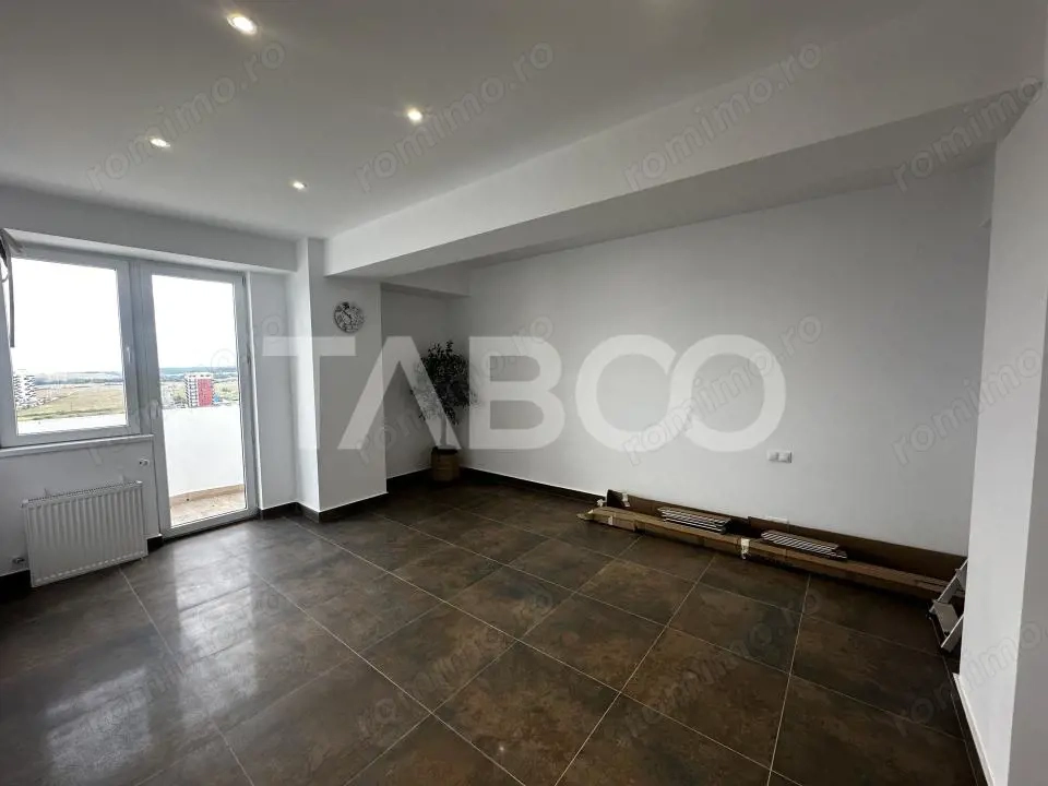 Apartament 2 camere bucatarie separata de vanzare etaj intermediar