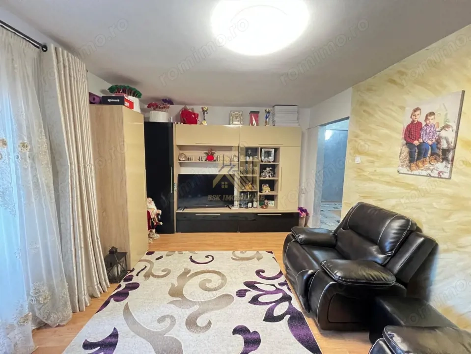 Apartament-4 Camere-Decomandat-78mp-Balcon-Parcare-Bartolomeu-Brasov