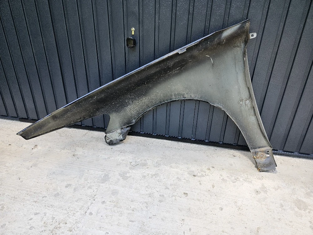 Aripa Dreapta Volvo V50/ S40 (2004-2012)