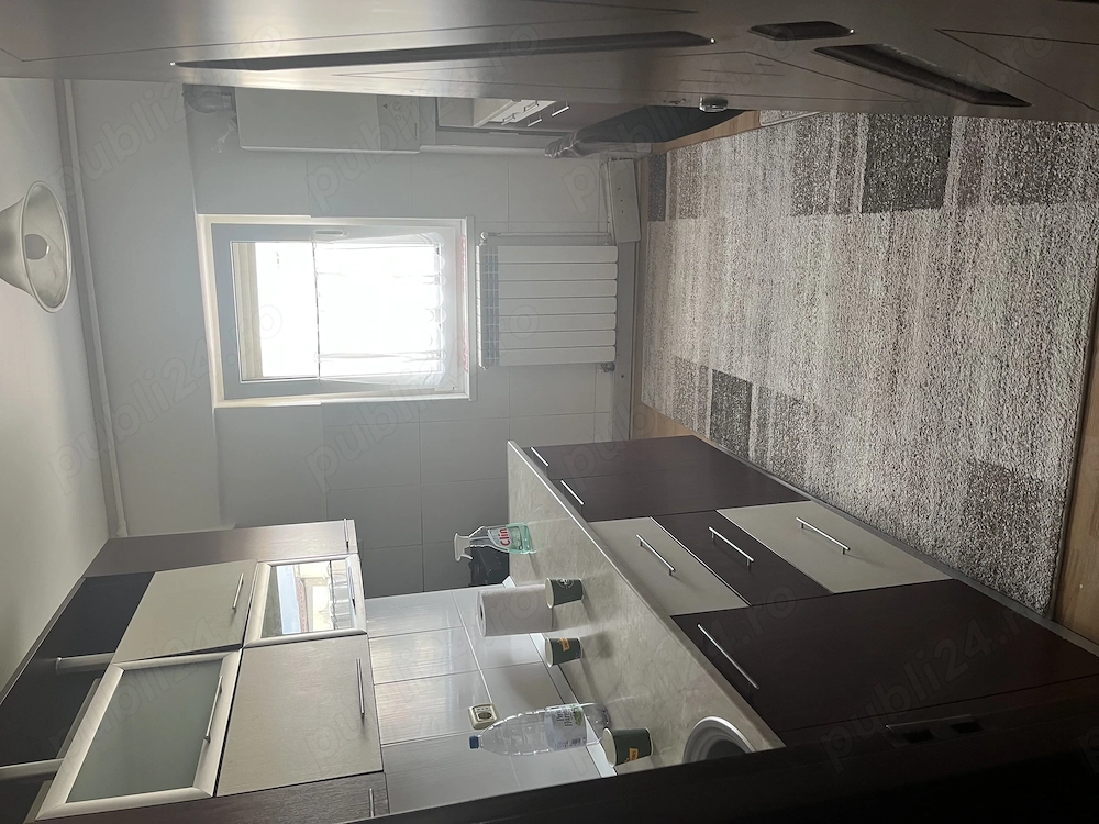 Închiriez ap 2 camere