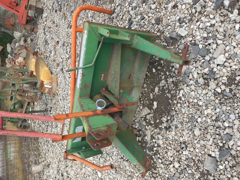 Crapator,despicator lemne după tractor