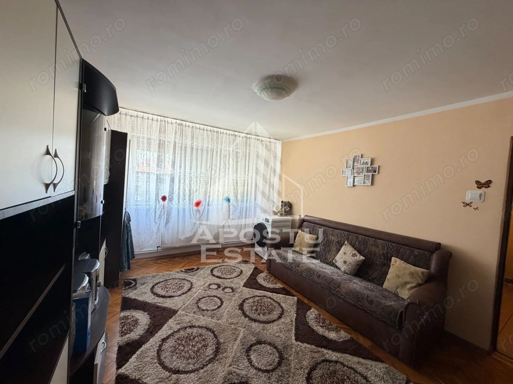 Apartament cu 3 camere de vânzare , Zona Dacia , Timisoara