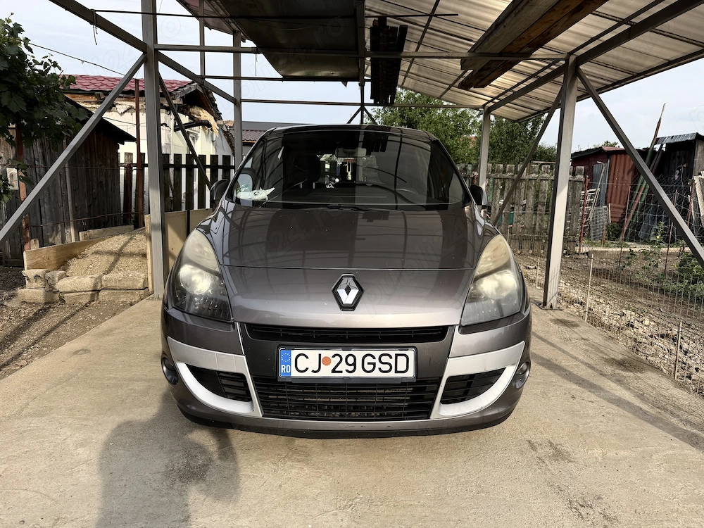 Renault Scenic 3 - 2011   1.5 DCi EDC Automat