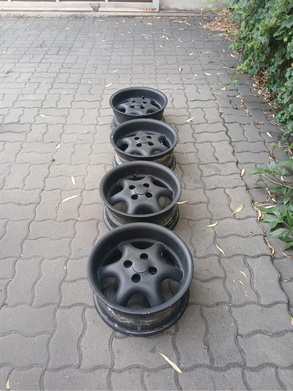 Vand 4 jante cu buza