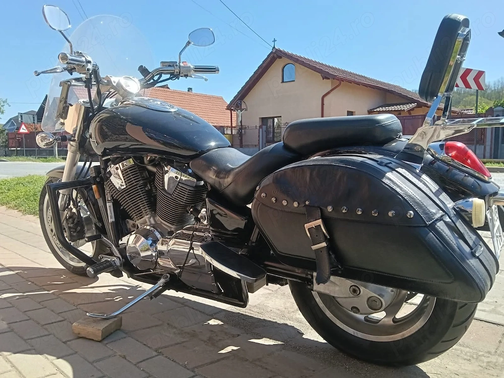 Honda VTX 1800 C cruiser întreținut impecabil