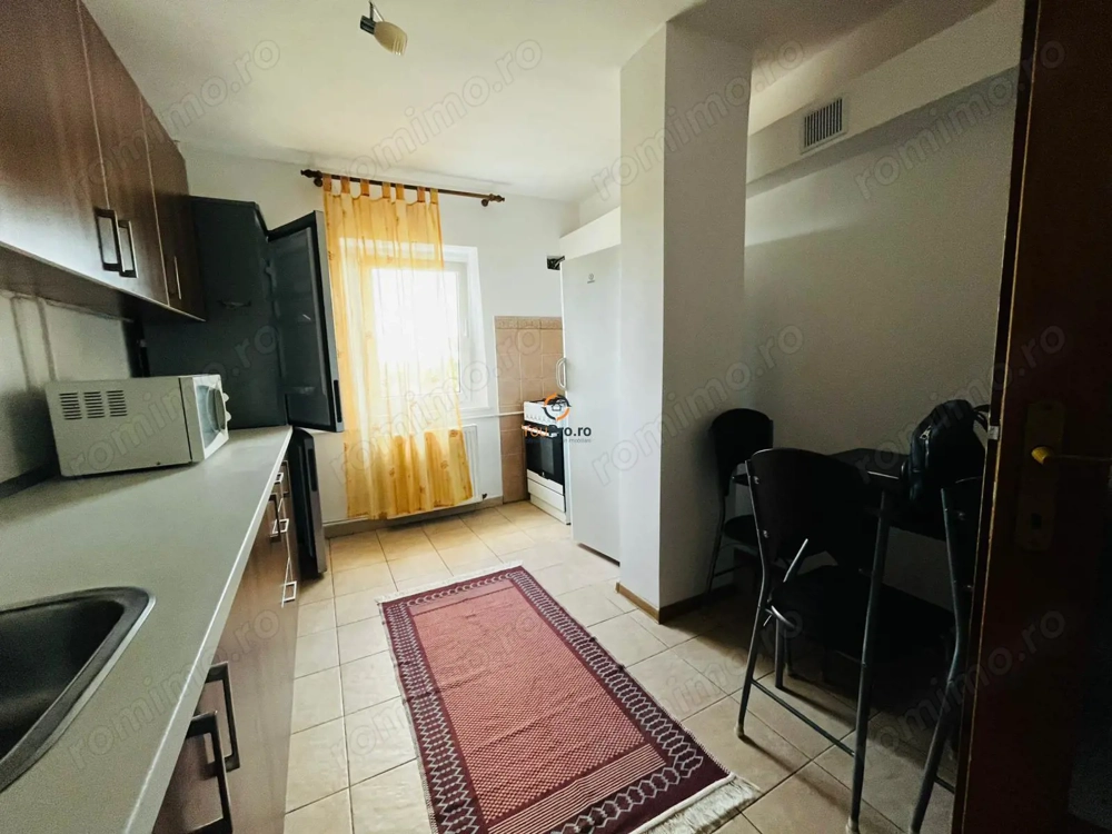 Apartament Decomandat 2 Camare 2 Balcoane   Etaj 3 Zona Steaua Shopping City