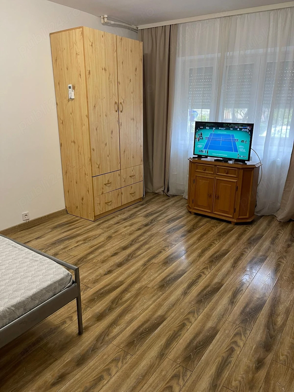 Garsonieră de închiriat Rovine