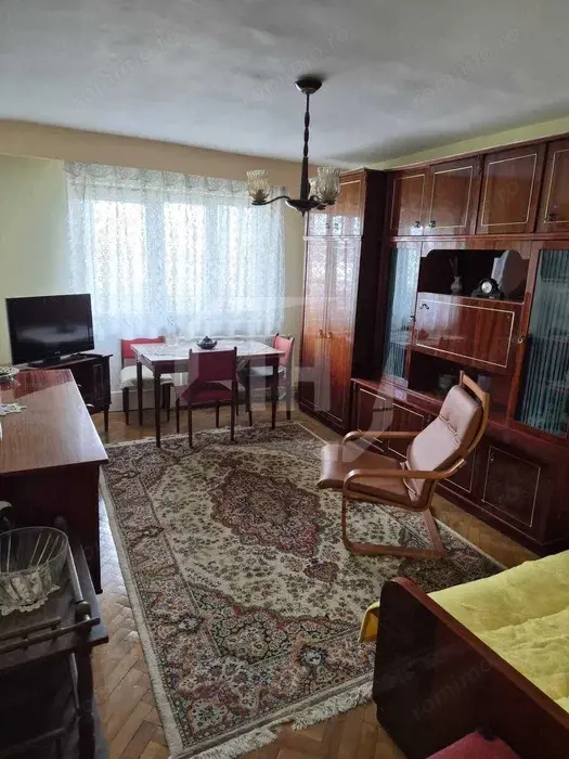 Apartament 3 camere decomandat, cartier Manastur