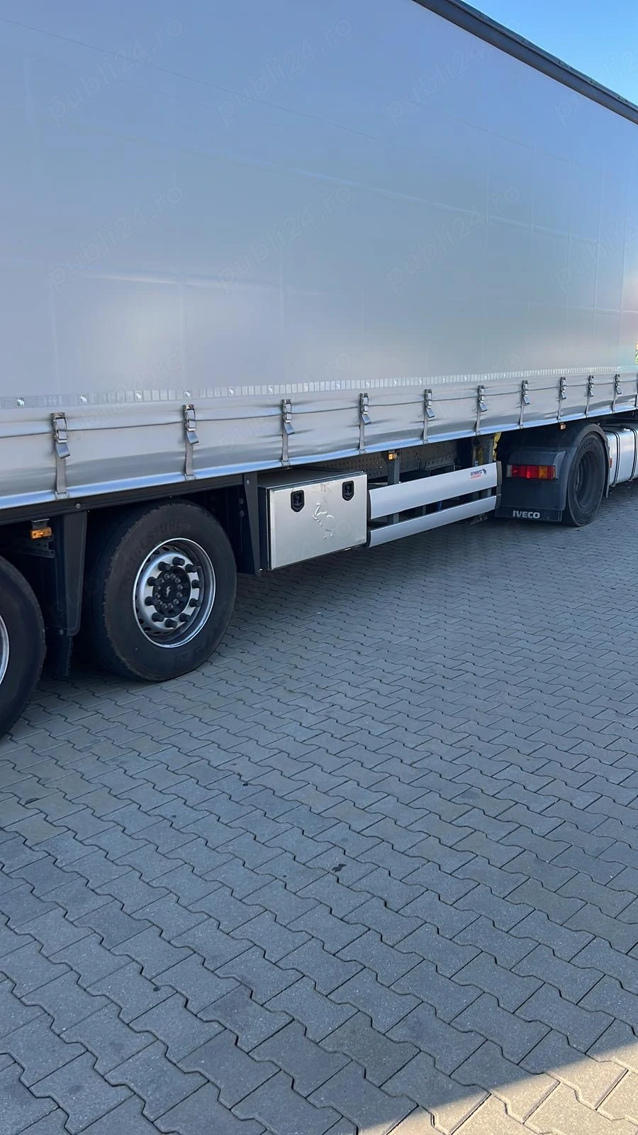Semiremorca cu prelata cortina Schmitz Cargobull Curtainsider Standard 