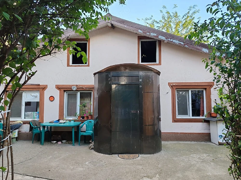 Casa de vânzare 