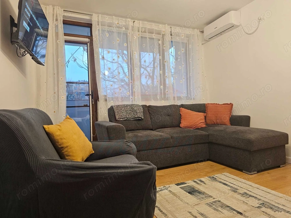 3 CAMERE DE VÂNZARE ÎN ȚIGLINA 1 ,74.000 €
