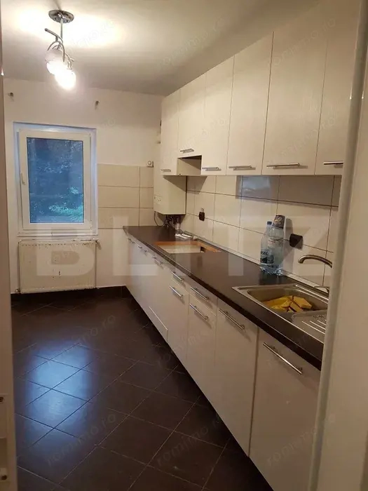 Apartament cu 3 camere decomandate, renovat– zona Independenței