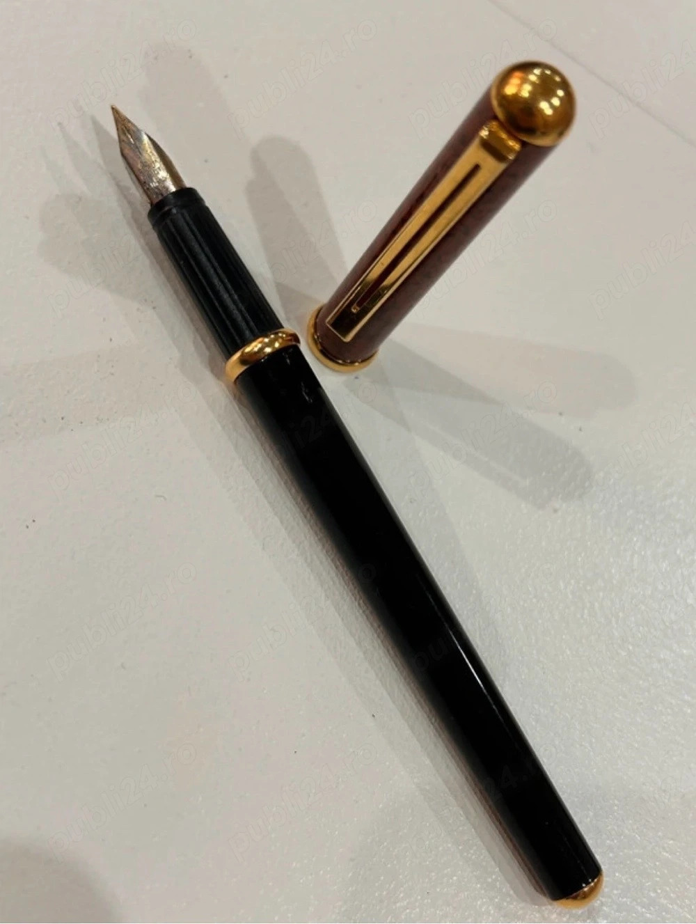 Stilou ST Dupont Peniță cu vârful Stiloului Aur 18K și Paladiu