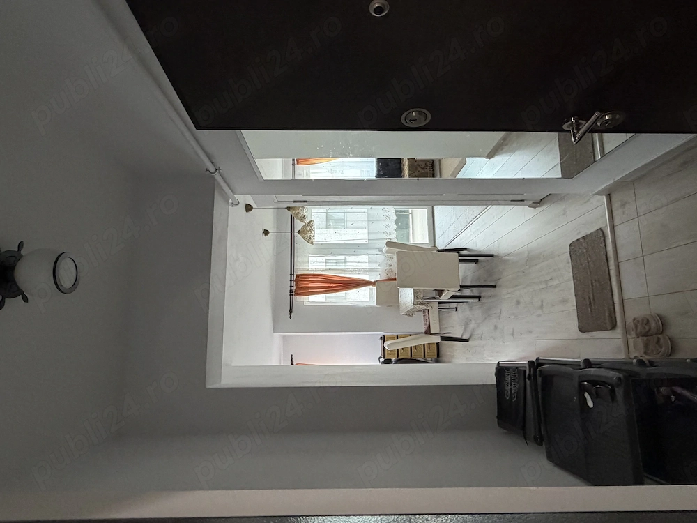 Închiriez apartament pe Calea Baciului 