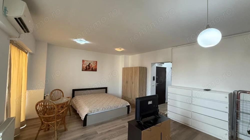 Studio modern , Mihai Bravu, București